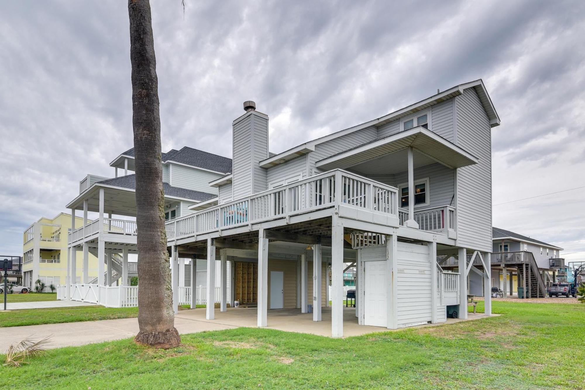 Pet-Friendly Terramar Beach Haven With Pool Access Galveston Kültér fotó